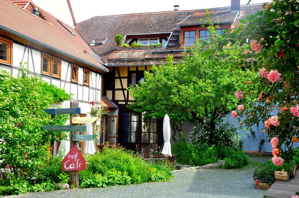 Gastezimmer Am Hof Frankfurt pe Main Exterior foto
